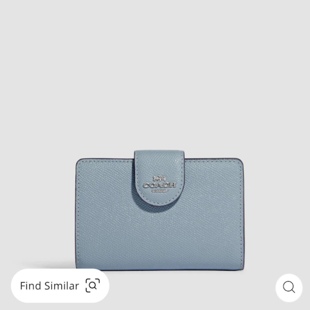 Coach Medium Corner Zip Wallet